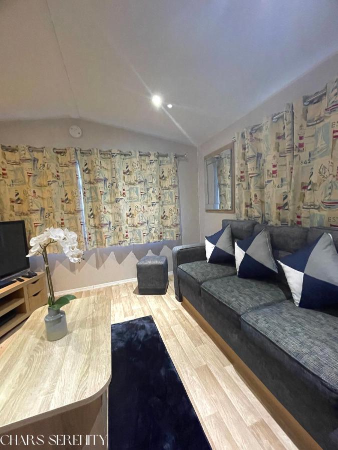 Lovely Holiday Home At Lyons Caravan Park! Prestatyn Extérieur photo
