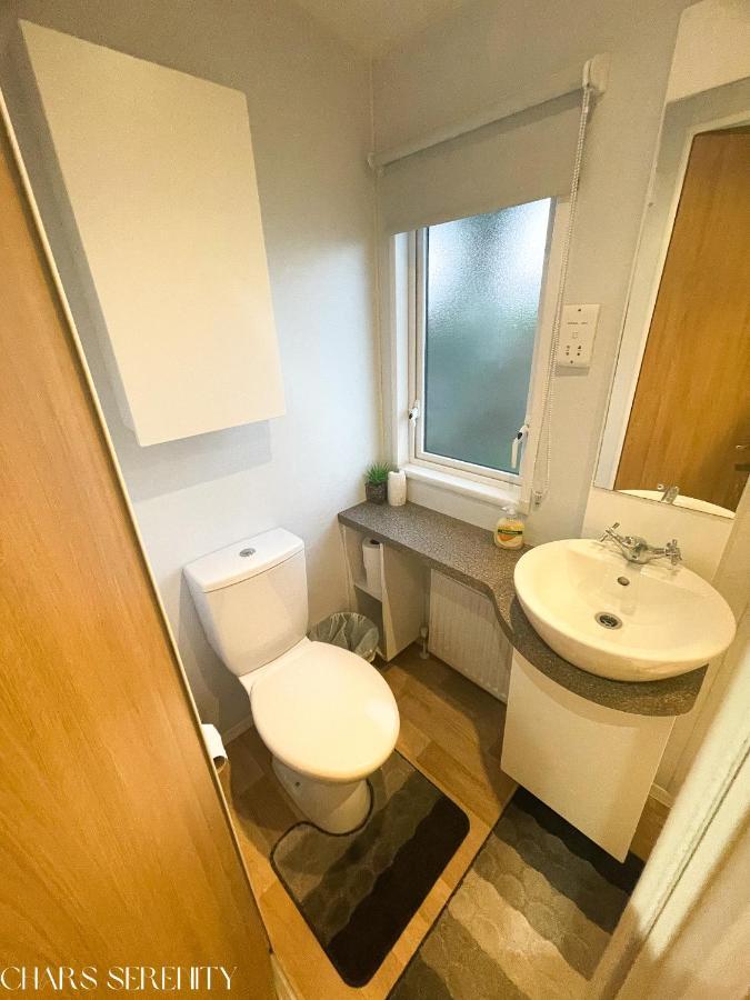 Lovely Holiday Home At Lyons Caravan Park! Prestatyn Extérieur photo